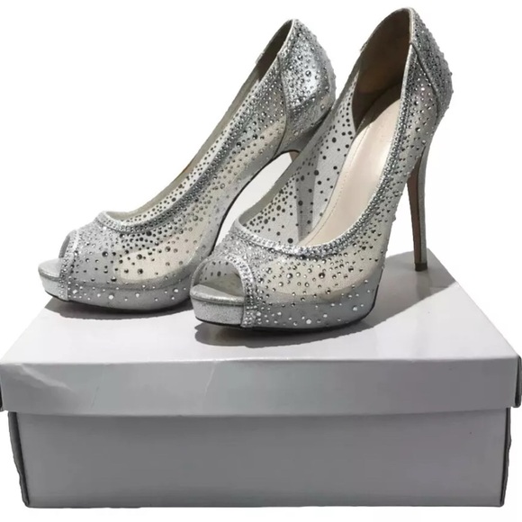 David's Bridal Dreama Silver Peep Toe Heels - Size 9 - Picture 1 of 7
